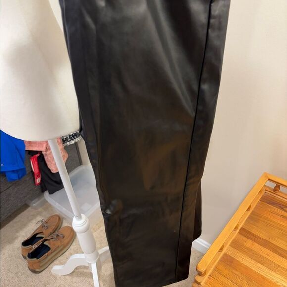 Indigo Rising faux leather pants. Excell pre-loved condition. - Picture 4 of 4